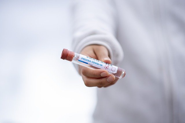 新型コロナウイルス 英語表現 緊急事態宣言延長 ワクチン接種 変異株